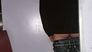 straight guy getting sucked at gay gloryhole... wow 😲