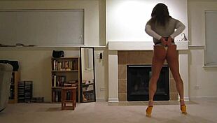 Rachel St Clair Handcuff Bondage Booty Show