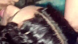 Housewife Fucks Delivery Boy