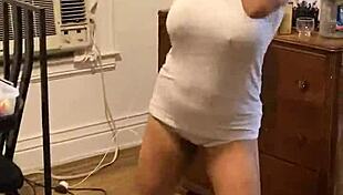 Anna Maria Mature Latina Doing What She Loves