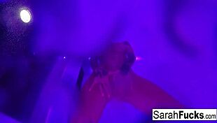 Artistic Performance With Tattooed Milf