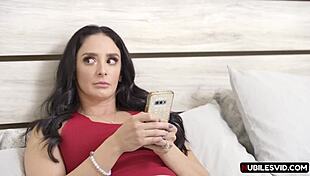 Sheena Ryder demands cumshot in porn