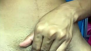 Intriguing Colombian Ebony Fucks Her Narrow Ass