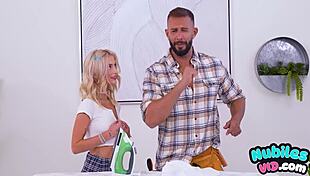 ابنة الزوجة الحلوة إيما روزي مهتمة بالحصول على كريم باي من حماها