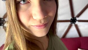 Horny girl fucks stepbrother until squirting