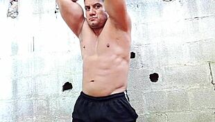 yuri gaucho brazilian bear gives handjob cumload with naked flashing