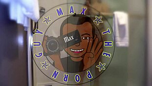 S4e19 Roxxxie returns, using her mouth and dripping wet pussy to make me cover her juicy ass in cum!!