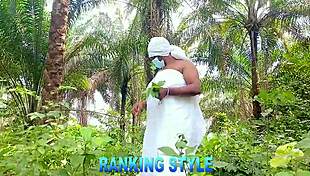 bbw goddess getting fucked by a stranger in cowgirl position