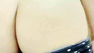 Look at That Sexy Ass in Leggings!