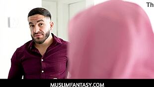 Muslim babe Paulina Ruiz finds intense inspiration