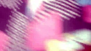 shaking that ass in 3 some with big cock and tits