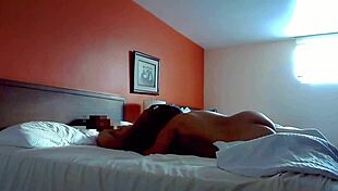 Curvy Brunette Amateur Gives Bold Divine Blowjobs With Ass Shaking