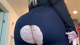 Pawg Stretches Her Ripped Pants