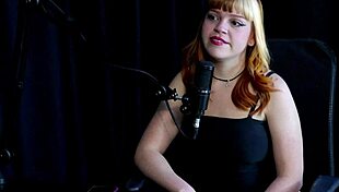 Teve Uma Crise E Voltou Pro Clt Tem Que Humilhar Pau Pequeno E Quem Ela Mama Senta Ou Passa - Middy Watch On Sheer Red