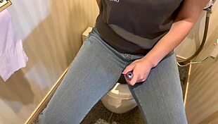 【女子大生】今日はムラムラ日。男の人は精子出すけど女の人は潮を沢山ちょろちょろ出して気持ちよくなるよ。