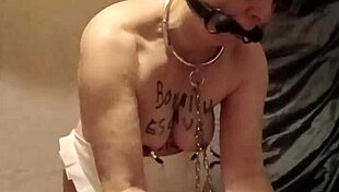 Esclave F Humiliates Maid in Small Apron Flashing