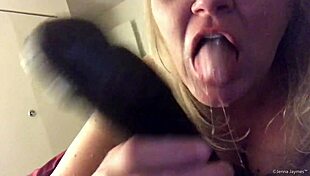 i'm jenna jaymes, blowin a thick bbc in 1080p shorts