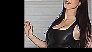 Aesthetic Girls In Skirts And Leather Engage In Sex