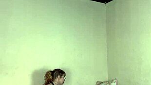 Nos bastidores dando o cuzinho pro boy da amiga 😏