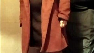 watch this slave girl masturbate in leather harness outdoors