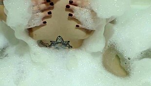 i love watchin milf suck dick