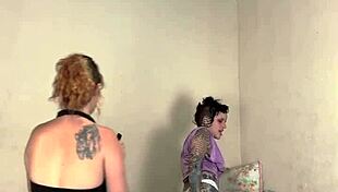 Nos bastidores dando o cuzinho pro boy da amiga 😏