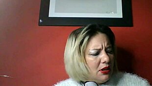 Lola chatting about interesting things