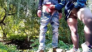 the stepmother couldn't stand it anymore, she cums with her stepson