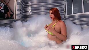 Colombian Andrea Pardo fucks boyfriend's stepfather hard in jacuzzi secretly!