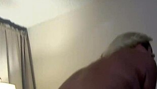 Sexy Housewife Seduces Boyfriend Close Up