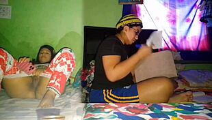 Masturbating Huge Pussy While Stepsister Studies!