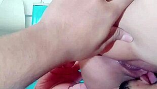 Jilat Memek Istri Orang Ketika Rumahnya Sepi