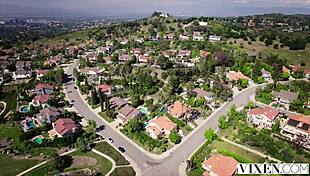 Ellie Nova Gives Boyfriend Special Cum Gift!