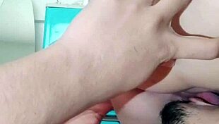 Jilat Memek Istri Orang Ketika Rumahnya Sepi