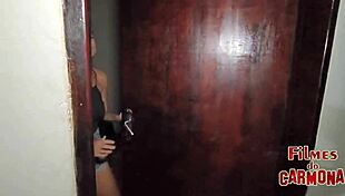 Boyfriend Gifts Girlfriend For Bareback Double Penetration And Cumshot!