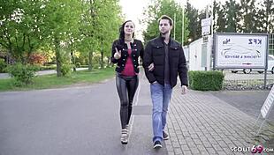 Teen experiences first fisting