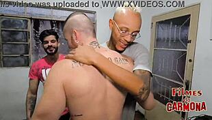 Boyfriend Gifts Girlfriend For Bareback Double Penetration And Cumshot!