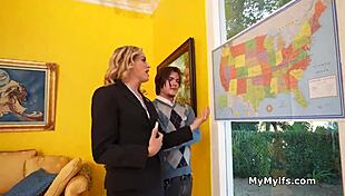 campaign manager in heels lingerie blows freeuse style for a vote