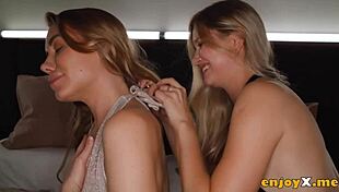 Platinum blondes seduce wet shaven pussies