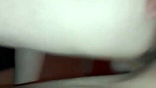 Brunette amateurs anal fucking in hotel with big ass