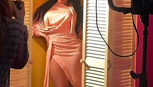 Nicki Minaj shares her ebony beauty in this IG video.