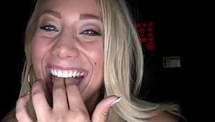 Gloryhole Babe Masturbates While Sucking!