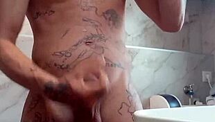 i feel so aroused asking for a bath and getting a handjob instead