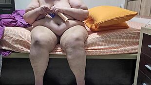 coolmarina primer anal con una polla in assfucking.