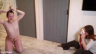 Watching headshave fetish scene 😍