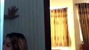 ha yen fucking in bathroom with vip customer