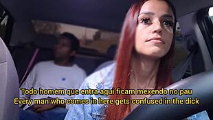 safada motorista de aplicativo flagra passageiro dotado se masturbando por trás