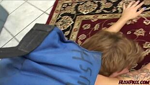 sara faye's hairy pussy gets some attention today