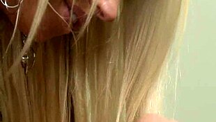 Milf Madelyn Marie's Sexy Lesbian Friend Brooke Lee Loves Fetish Fucking