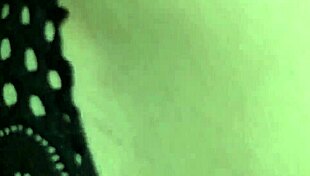 i'm lickin' that 18yo pussy so good